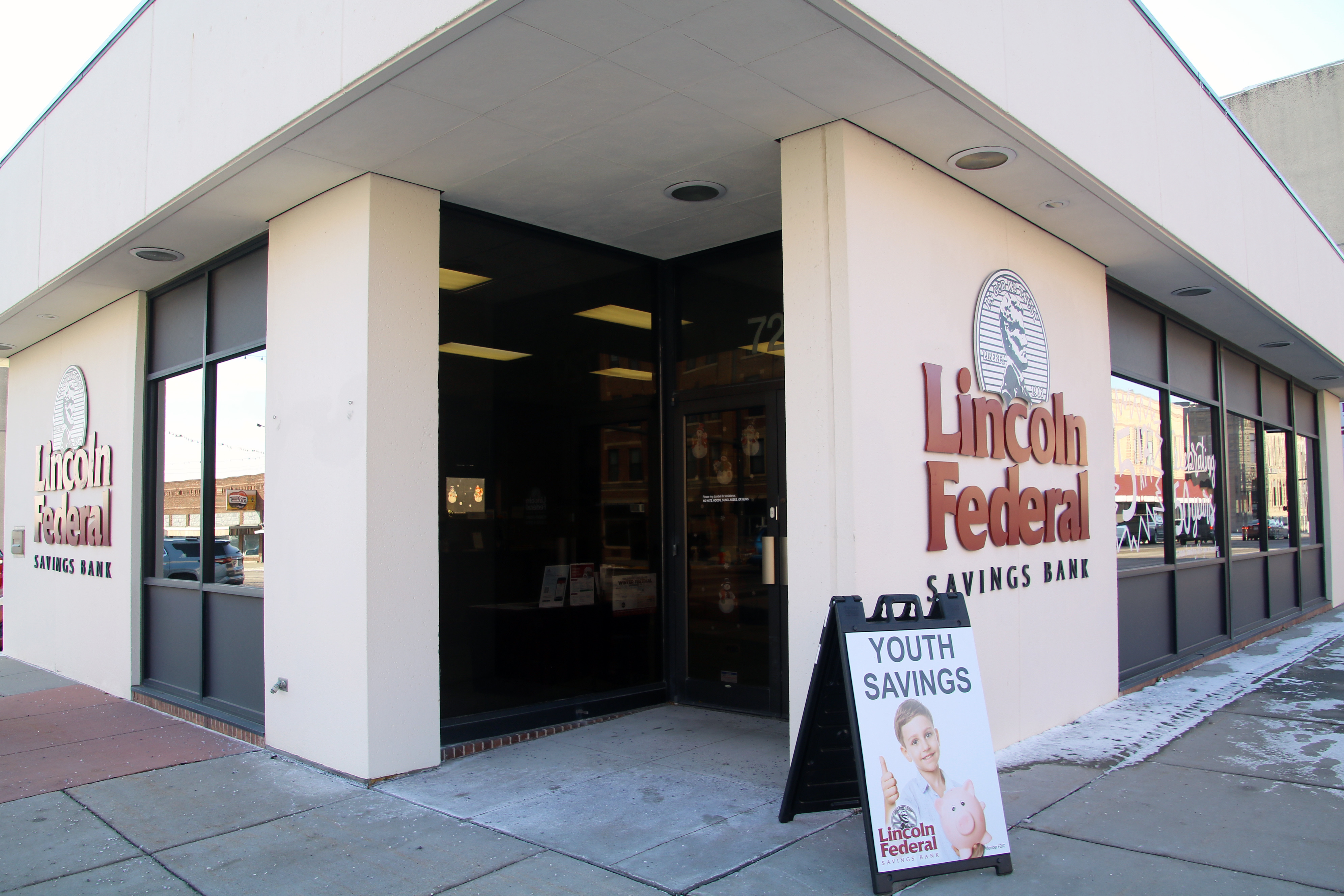 Lincoln Federal Exterior