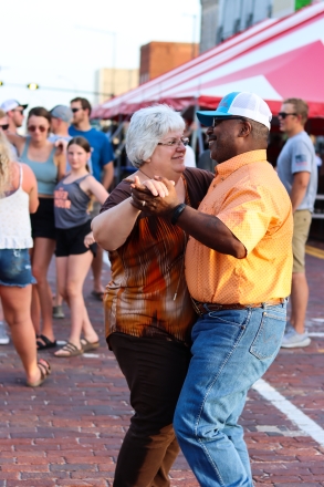 Dancing at Swedish Days