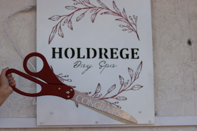 Holdrege Day Spa Ribbon Cutting